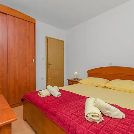 Skala Apartment Podgora