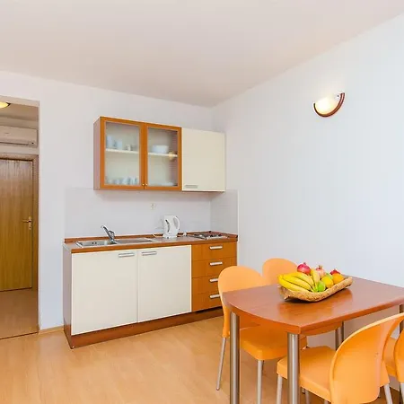 Apartment Skala Podgora