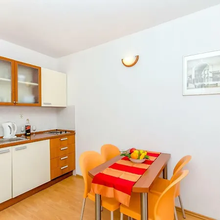 Skala Apartment *